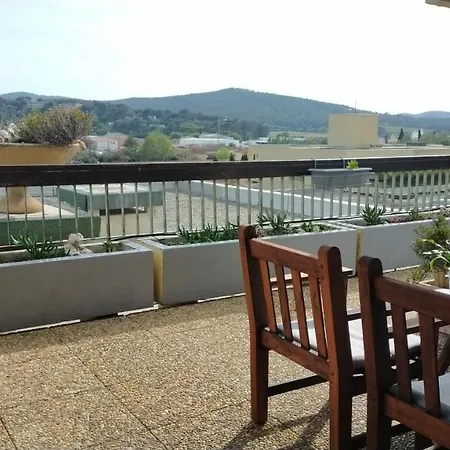 Grand T2 Classe 4 Etoiles - Plein Sud Et Tres Calme Au Lavandou شقة *