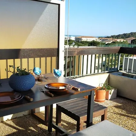 Grand T2 Classe 4 Etoiles - Plein Sud Et Tres Calme Au Lavandou